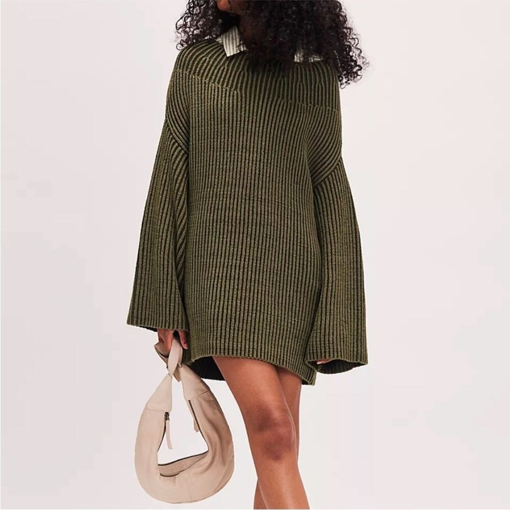 Free People Charlotte Tunic Sweater in Chive Combo XS